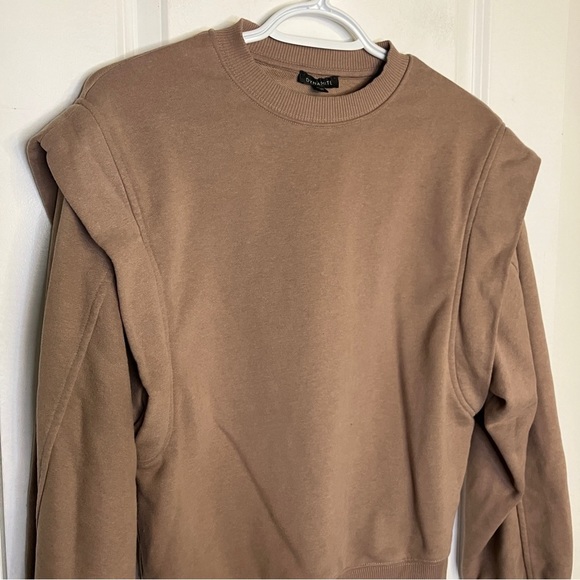 Dynamite Greige  Crewneck Sweat Shirt - Picture 5 of 6